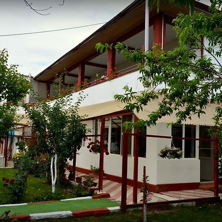 فندق Casa Gia كوستِنيست المظهر الخارجي الصورة