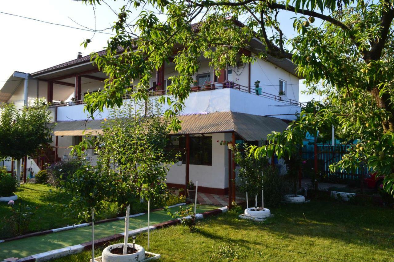 فندق Casa Gia كوستِنيست المظهر الخارجي الصورة